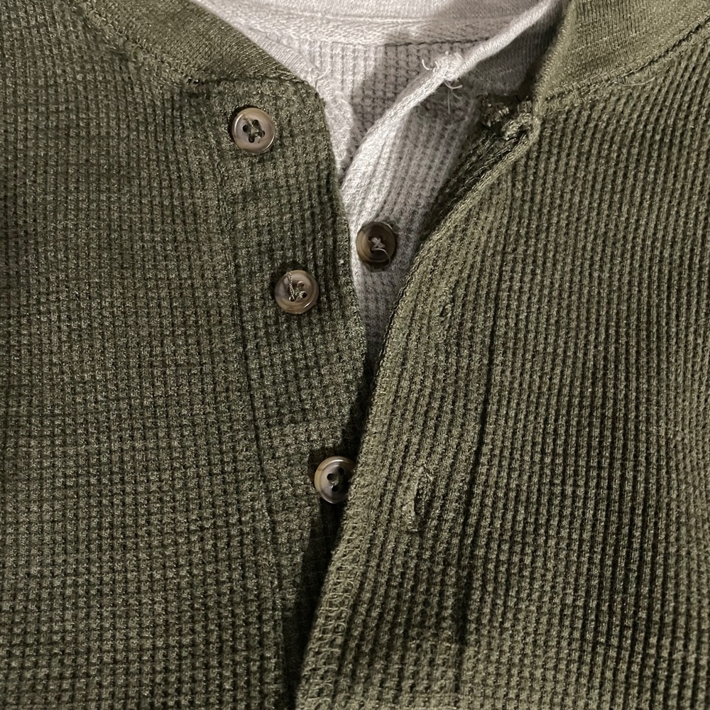 Men’s Casual Layered-Look Henley